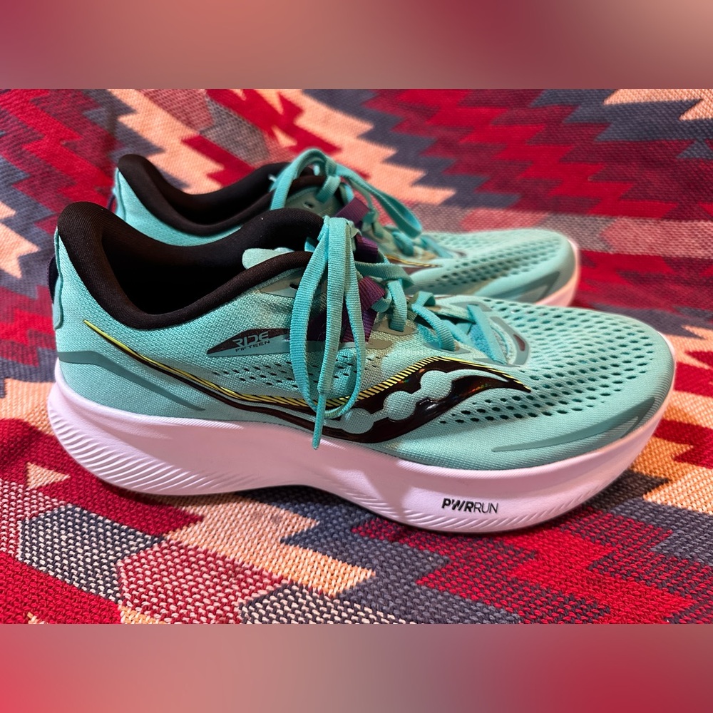 Saucony Rides Road Running Women's Athletic Shoes - Teal and Black 9.5